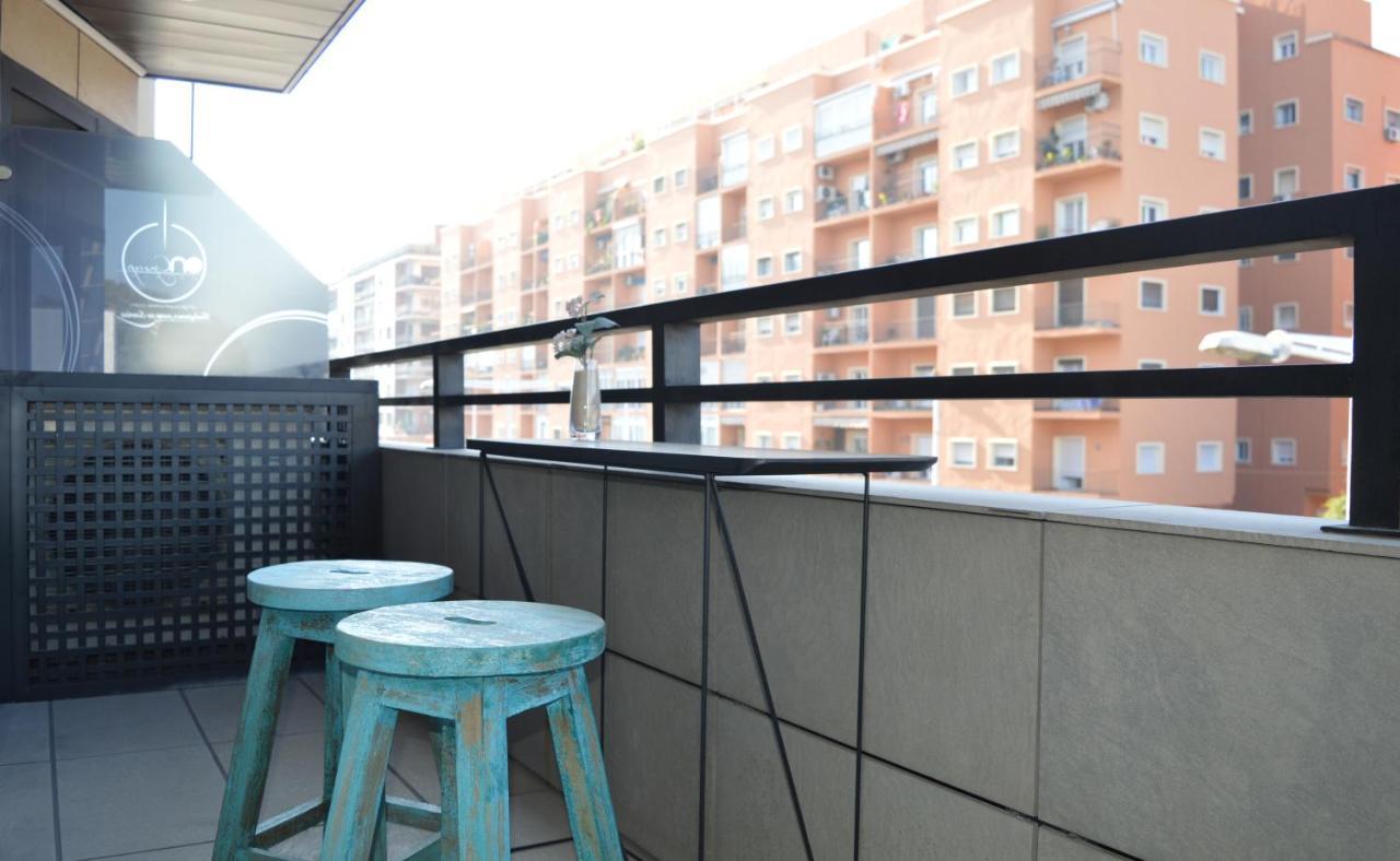 On Suites Sevilla Apartments Designed For Adults Exterior foto